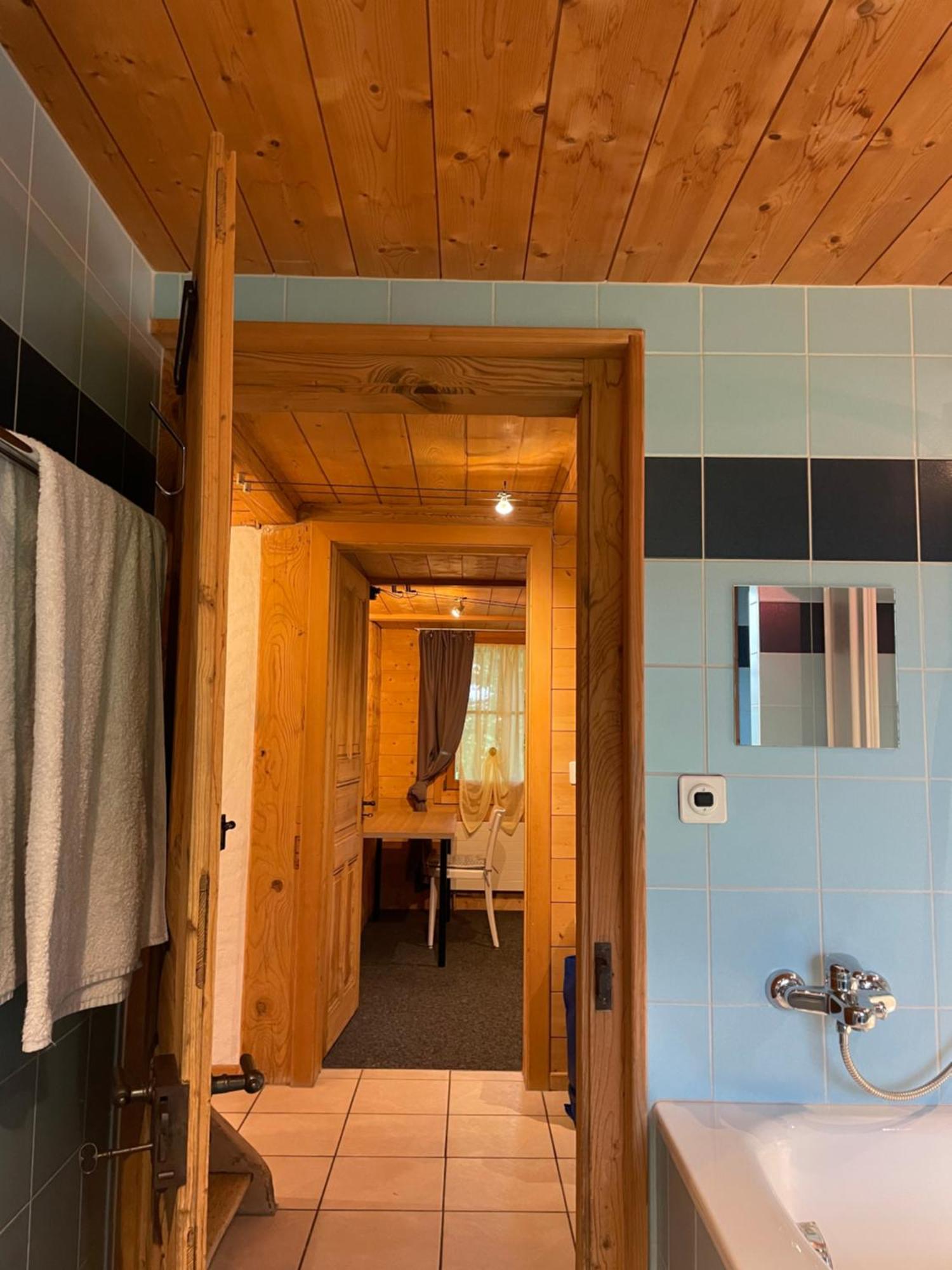 Edelweiss 4 Zi Ferienwohnung In Landhaus Frutigen Εξωτερικό φωτογραφία